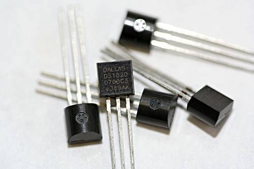 Photo de capteurs de température 1-wire de la famille DS18x20 TO92
